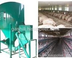 Animal feedstuff crushing and mixing machine