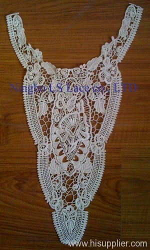 Collar lace