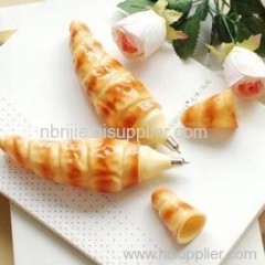 Crescent-shaped Bread Ball Pen