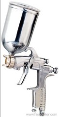 Gravity spray gun