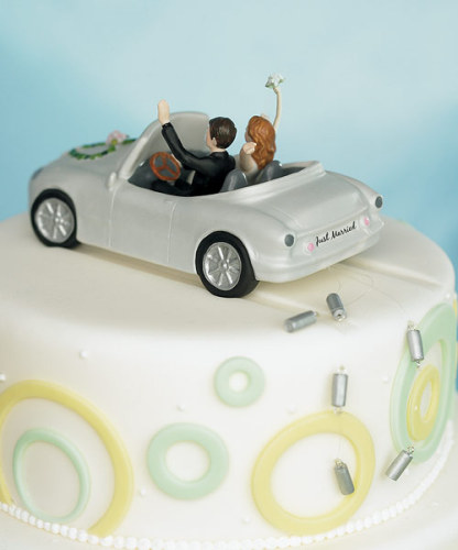 "Honeymoon Bound" Couple in Car Cake Topper