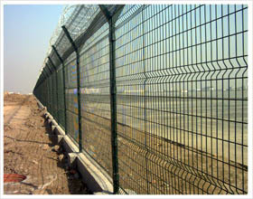 wire mesh fence for airport