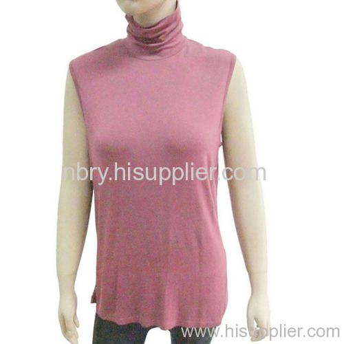 lady's sleeveless and high collar t-shirt