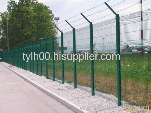 Wire mesh fences