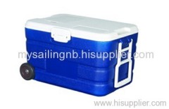 40L cooler box with wheels