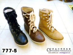 Women Boots - Footwear