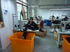 Yiwu diewu dress Co,.LTD