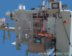 Automatic bulk cargo packaging machine