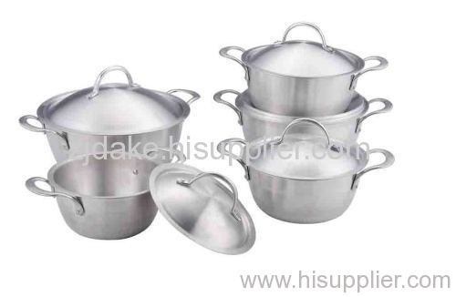 aluminum cooking pot