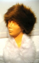 Fox fur caps / winter hats