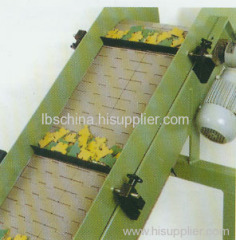 Slat conveyor