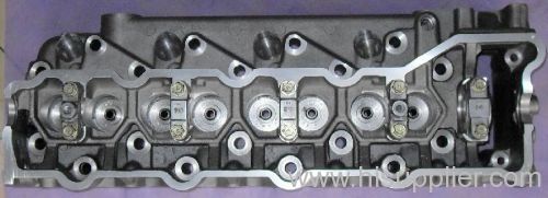 4M40 Cylinder Head