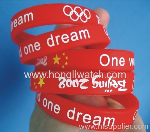 red color silicone bracelet