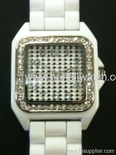 white fashion silicone watch