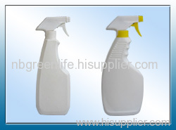 spray cleaning bottle