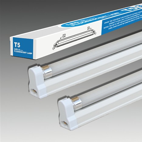 T5 LED Tube with 14 Watts Power and 50,000 Hours Lifespan / green