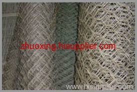 Straight twisted hexagonal wire netting