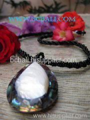 seashell necklaces jewelries