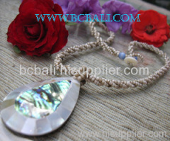 seashell necklaces jewelries