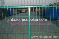 wire mesh fence