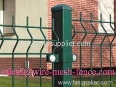 wire mesh fence