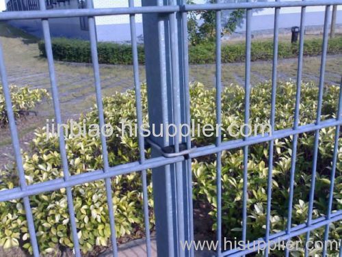 double horizontal wire fence