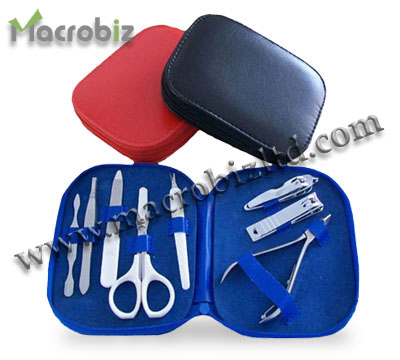 Pocket Manicure & Pedicure set