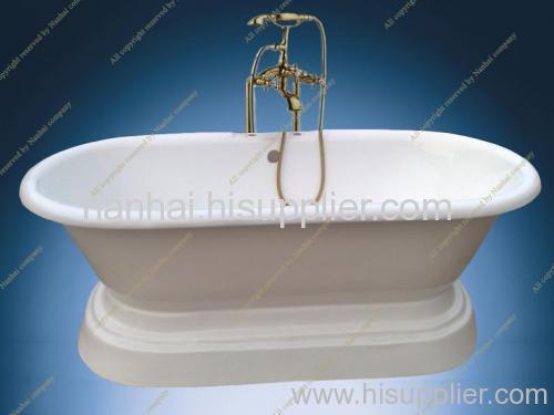 roll top bathtub made of cast iron