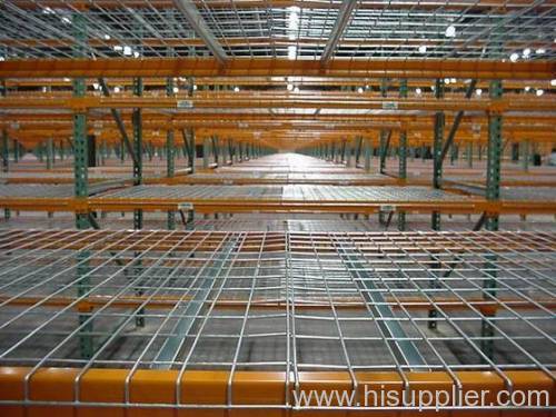 Wire mesh shelving