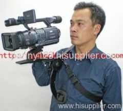 Camera shoulder support
