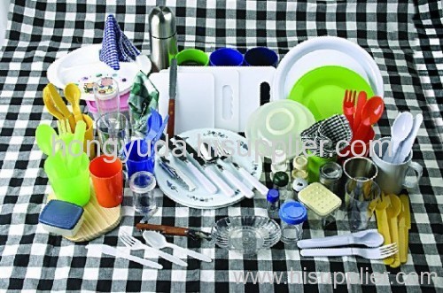 Plastic tableware