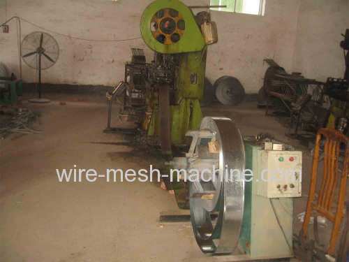 Razor WIre Machine