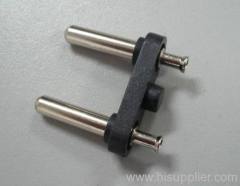 Mid-east cable plug insert