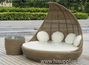 garden round wicker sofa