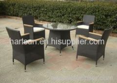 synthetic rattan dining table and chairs