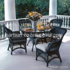 4 -seater dining set