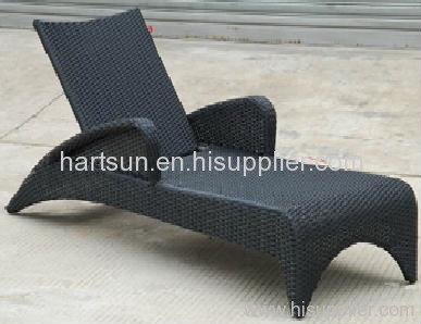 garden rattan chaise