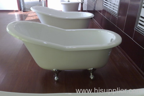 slipper clawfoot bathtub with brass feet