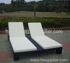 outdoor rattan sun bed