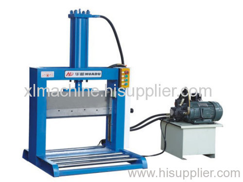 Raw rubber cutting machine