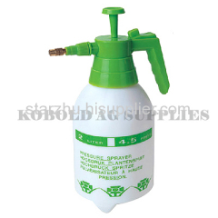 2L pressure sprayer with safe valve