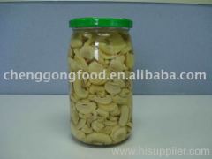 Canned mushroom pieces and stems