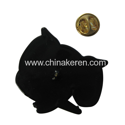 Factory made Fashionable 3D effect soft pvc pin badge with p