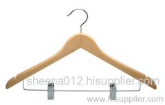 Flat clips hanger