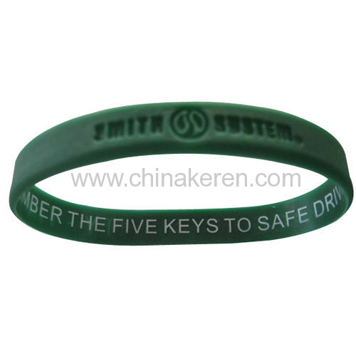 2013 bulk cheap promotional debossed silicone wristbands wit