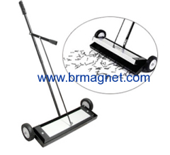 Heavy-duty Magnetic Sweeper