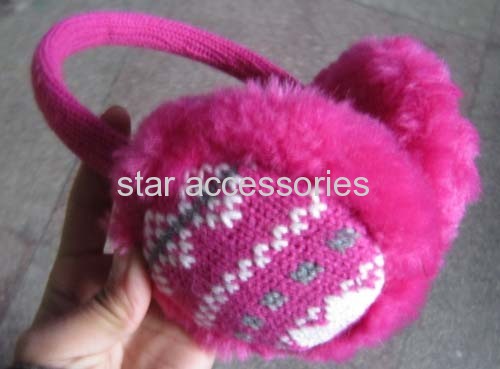 acrylic knitted earmuff with fake fur lining