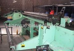 Hexagonal wire mesh machine