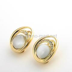 pearl earing