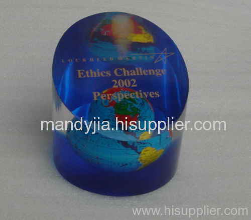paper weight with ball embed